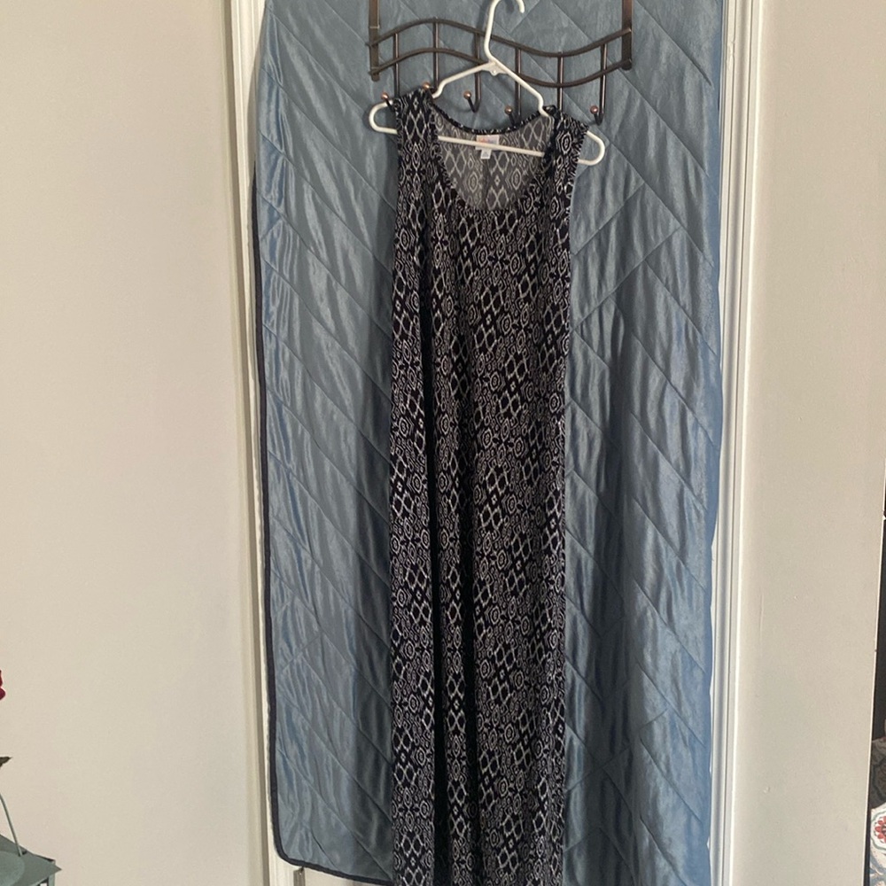 LulaRoe XL black & white sleeveless maxi.